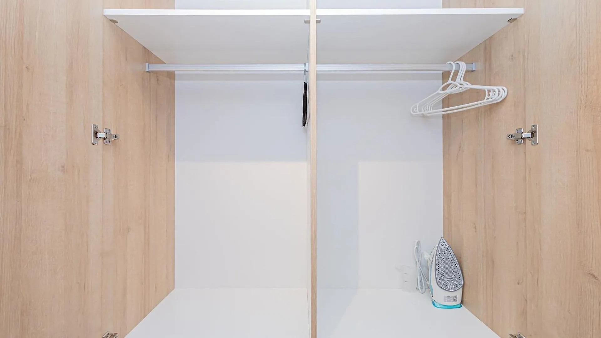 Condominio Alle Studios São Paulo 0*,